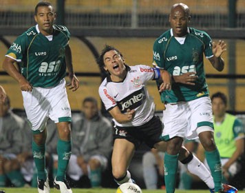 Corinthians vacila e cede o empate